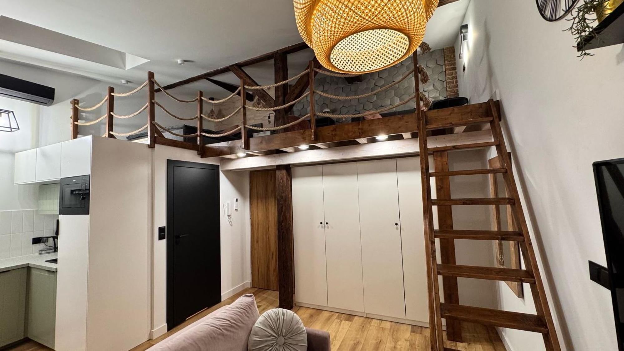 Loft In The City Center By Kobiela Apartments Катовице Экстерьер фото